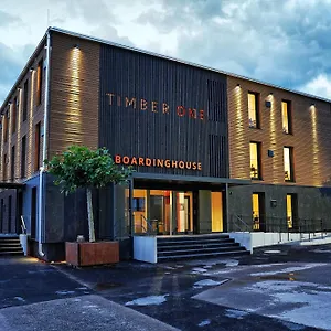 Timber One Boardinghouse Hotel apartamentowy